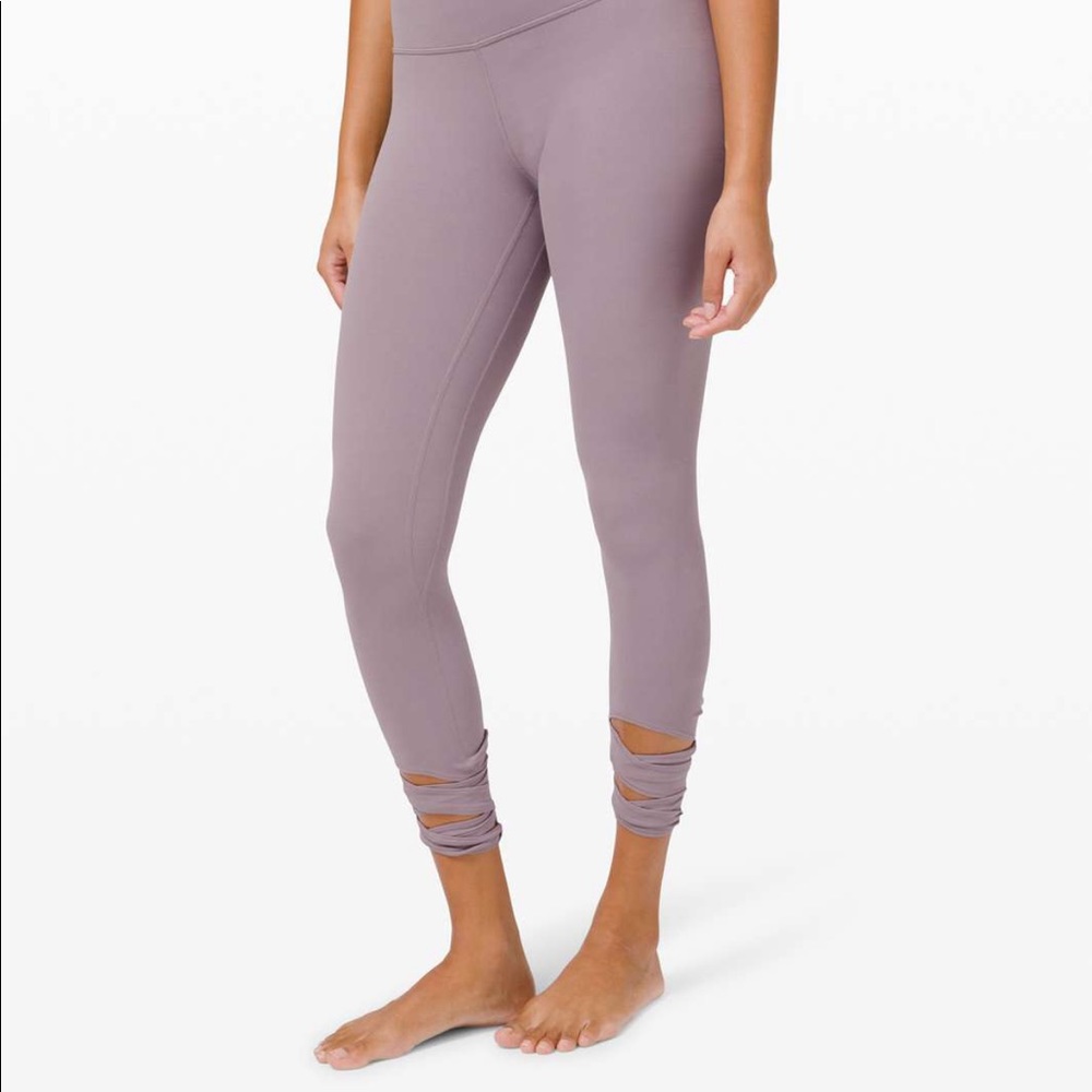 NWT Lululemon Align HR crop Love Knot VIVB